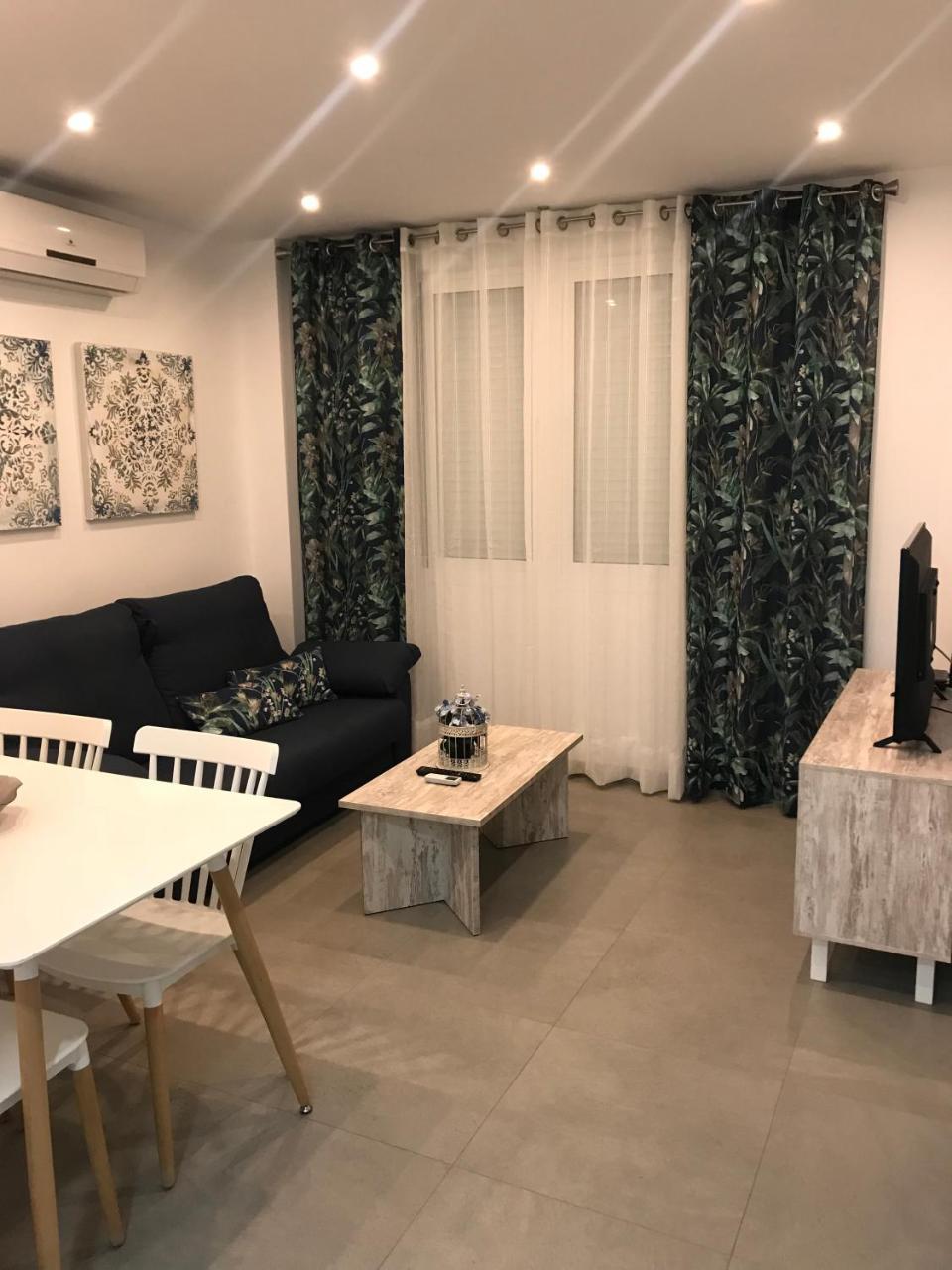 Avenida 2 Appartamento Nerja